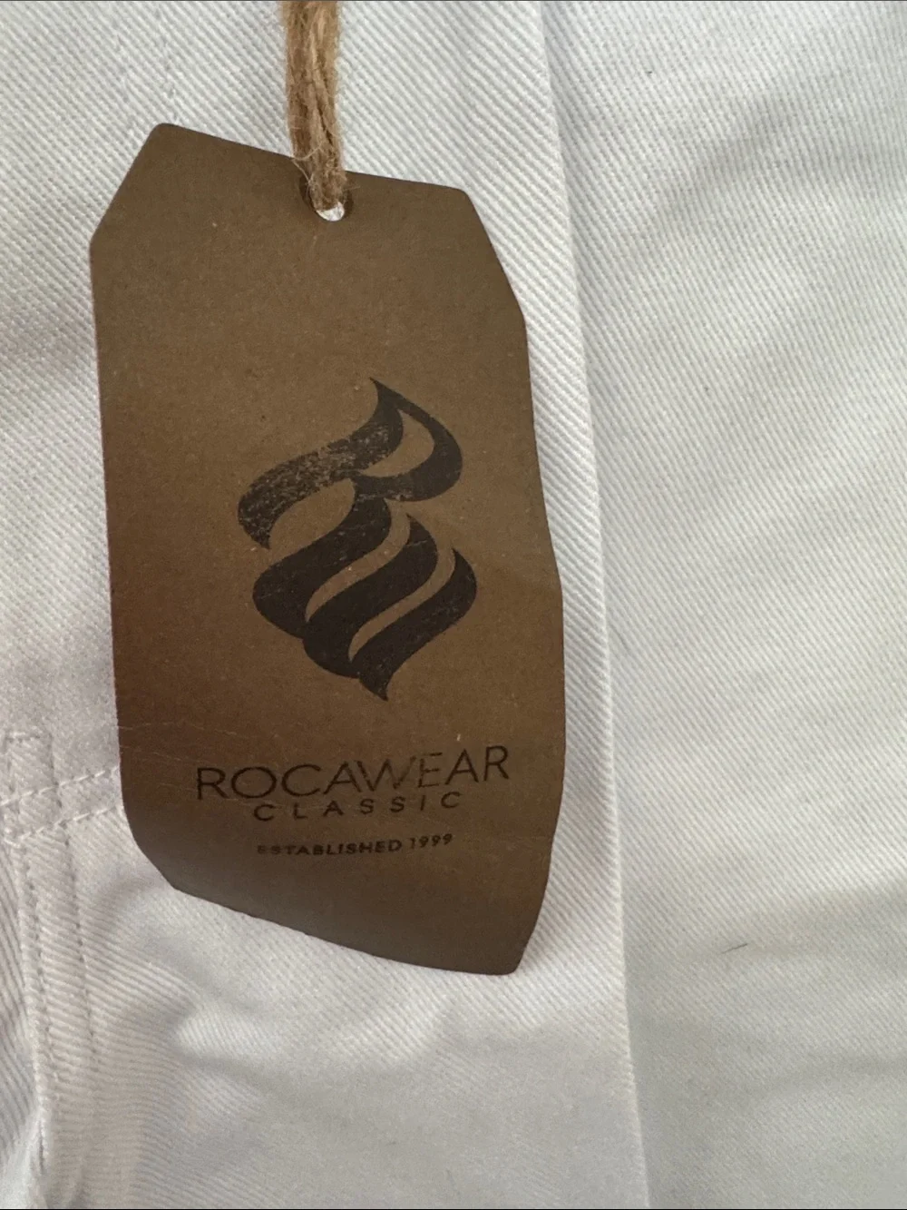 Rocawear 90’s Y2K Streetwear White Jean Jorts with Black Web Belt